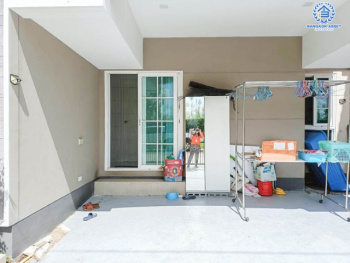 *****บ้านแฝดมือสองย่านกรุงเทพฯ ม.โกลเด้นนีโอ บางนา-สวนหลวง เนื้อที่ 35.71 ตร.ว. ฟังก์ชัน 4 ห้องนอน 3 ห้องน้ำ 2 ที่จอดรถ บ้านสวยสภาพดี บนทำเลแห่งการเดินทาง ใกล้สนามบิสุวรรณภูมิ, รถไฟฟ้าแอร์พอร์ต เรล ลิงก์ "สถานีซีคอน" และทางด่วน "บูรพาวิถี"